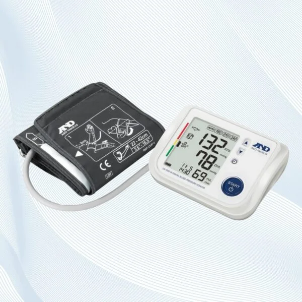 Misuratore elettronico della pressione arteriosa automatico a bracciale